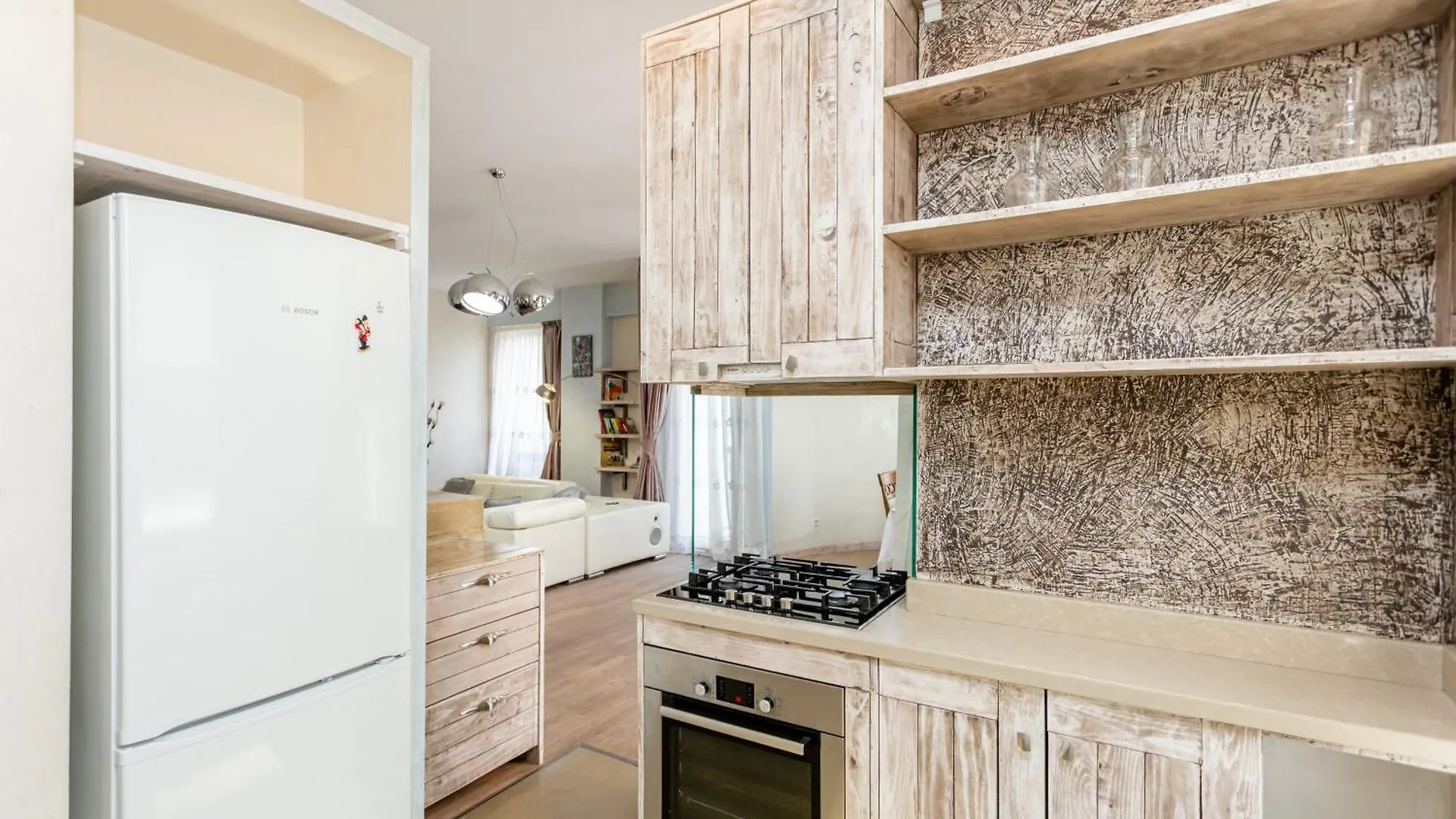 Serviced Apartment On Rustaveli Avenue 9 第比利斯