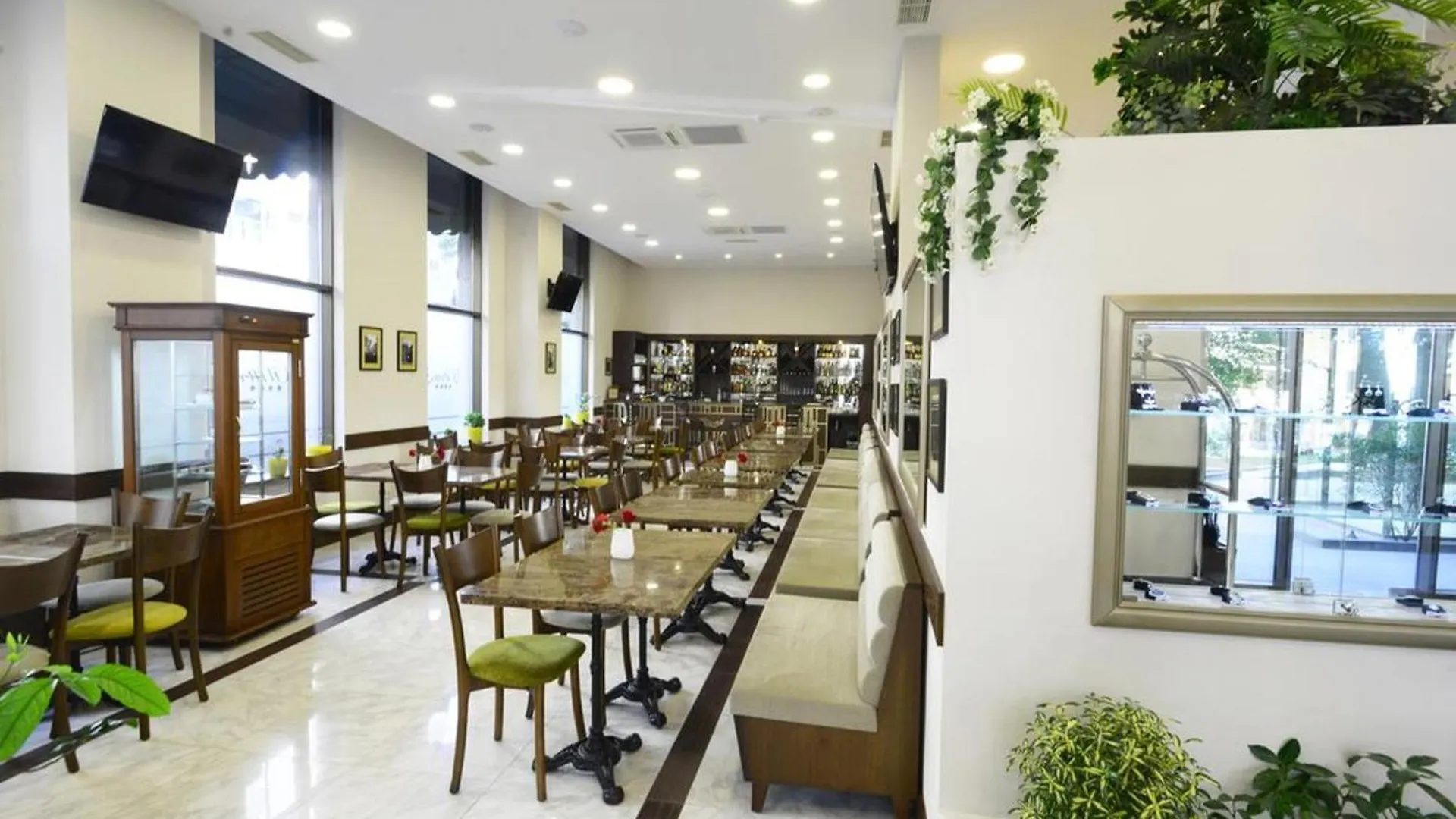 Serviced Apartment On Rustaveli Avenue 9 第比利斯 0*,  格鲁吉亚